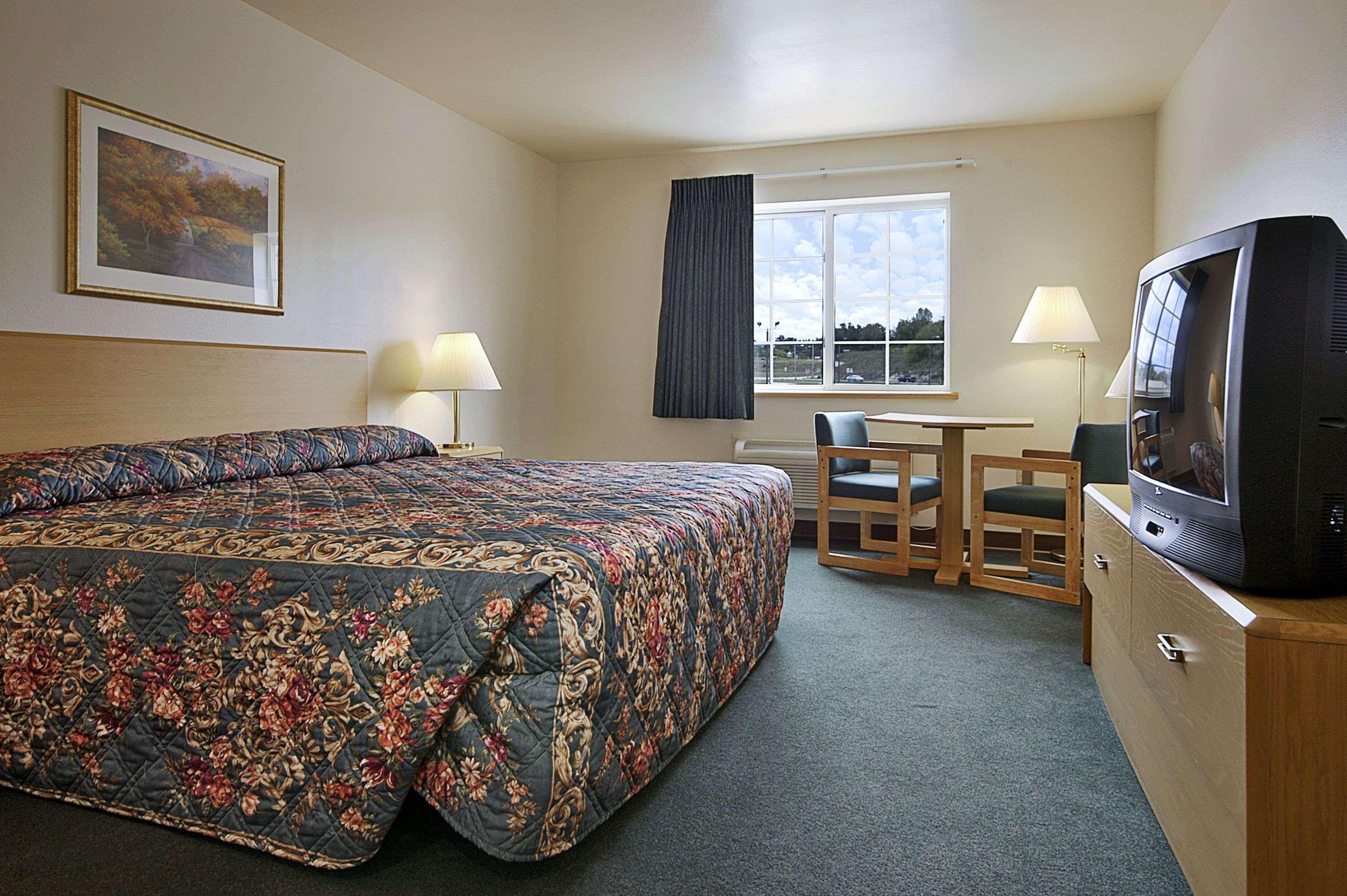 Motel Super 8 By Wyndham Ava Extérieur photo