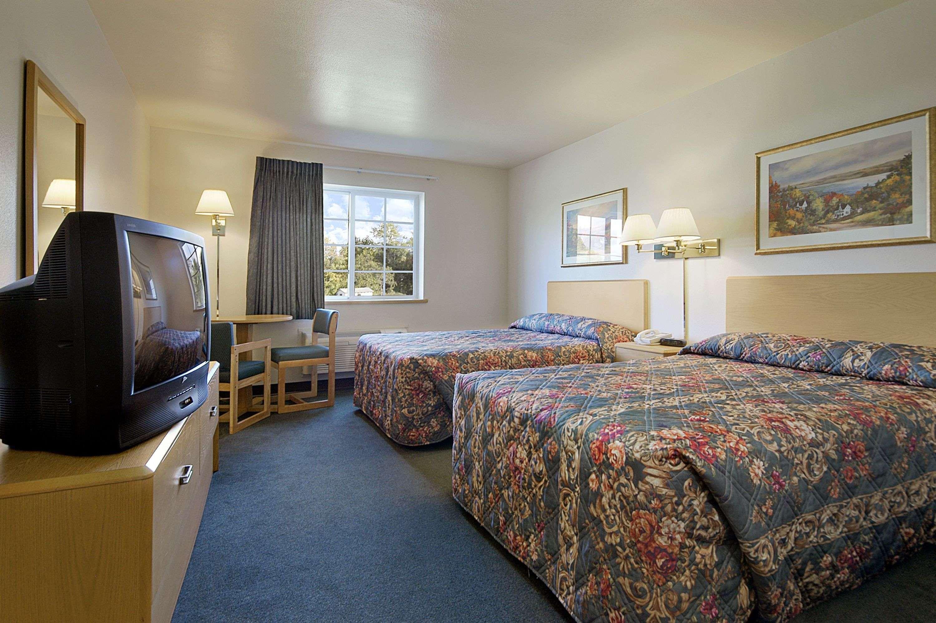 Motel Super 8 By Wyndham Ava Extérieur photo