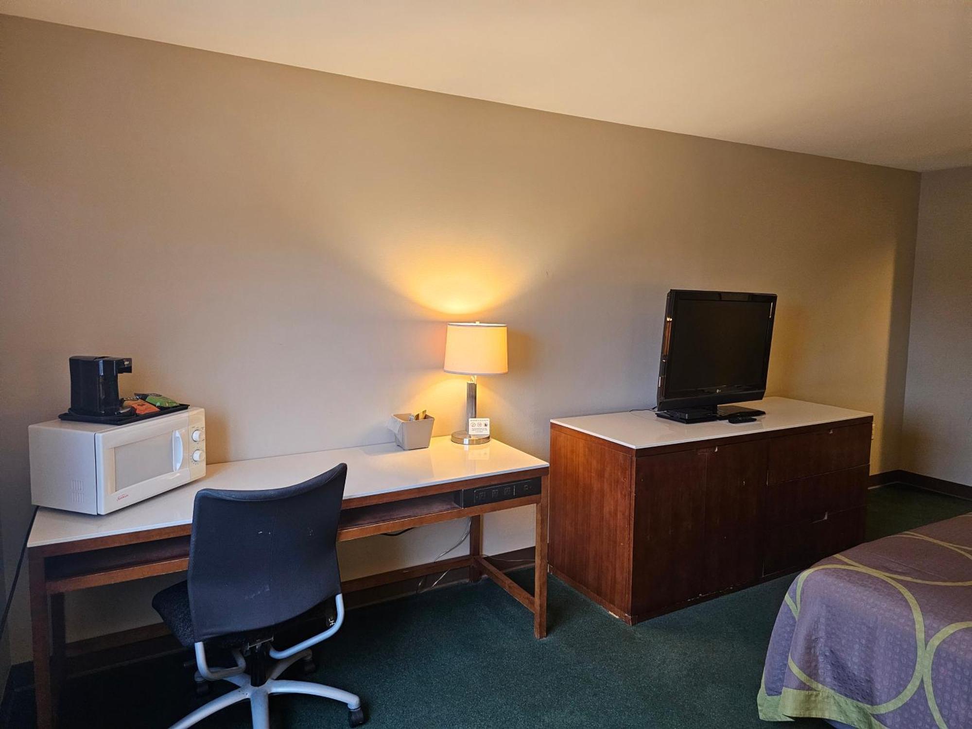 Motel Super 8 By Wyndham Ava Extérieur photo