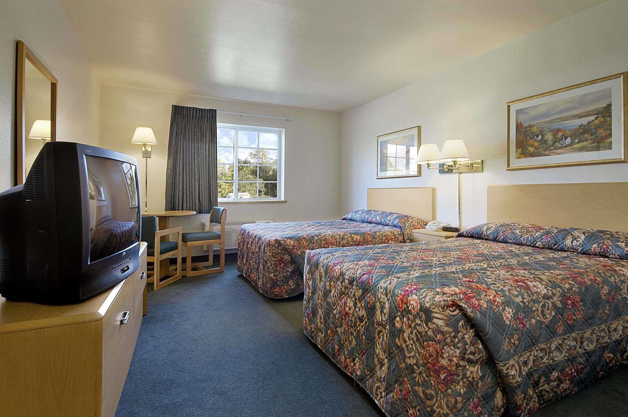 Motel Super 8 By Wyndham Ava Extérieur photo